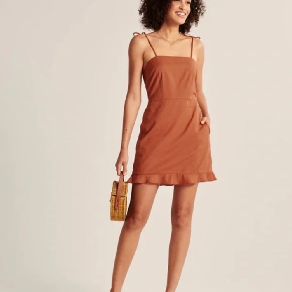 Abercrombie Tie Strap Ruffle Hem Linen Dress